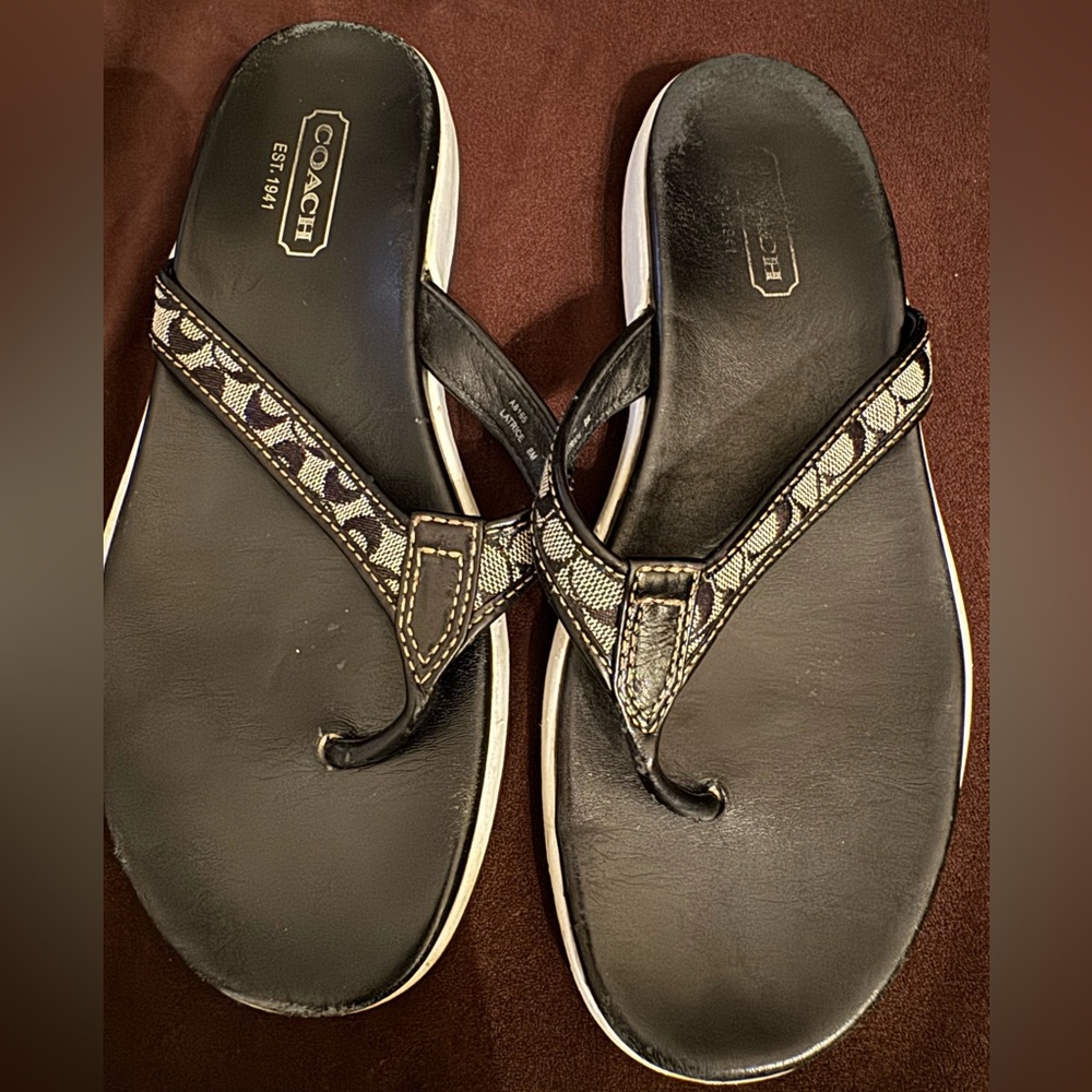 Coach flip flops